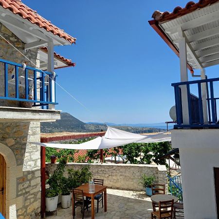 Amphora Guesthouse Himarë Eksteriør billede