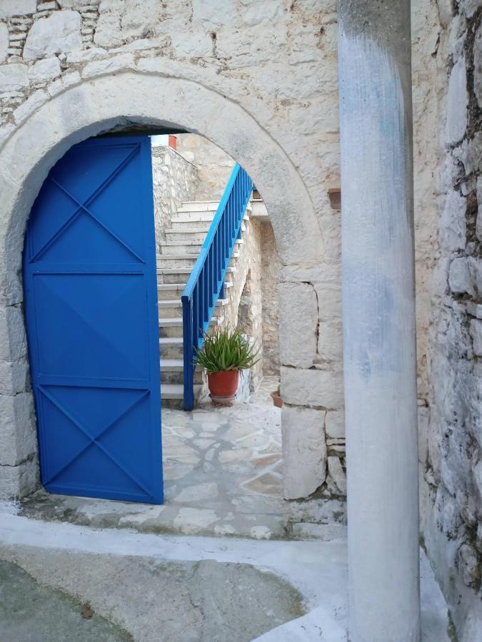 Amphora Guesthouse Himarë Eksteriør billede