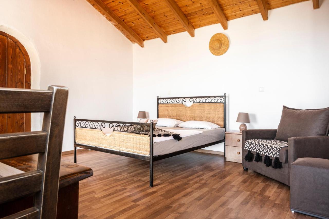 Amphora Guesthouse Himarë Eksteriør billede