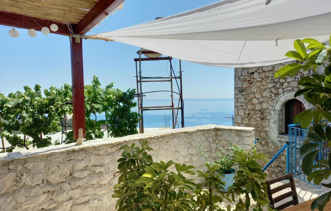 Amphora Guesthouse Himarë Eksteriør billede