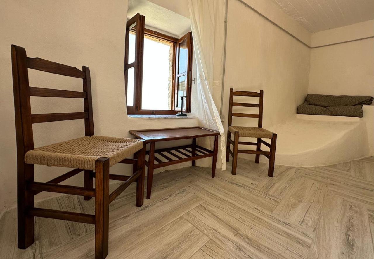 Amphora Guesthouse Himarë Eksteriør billede