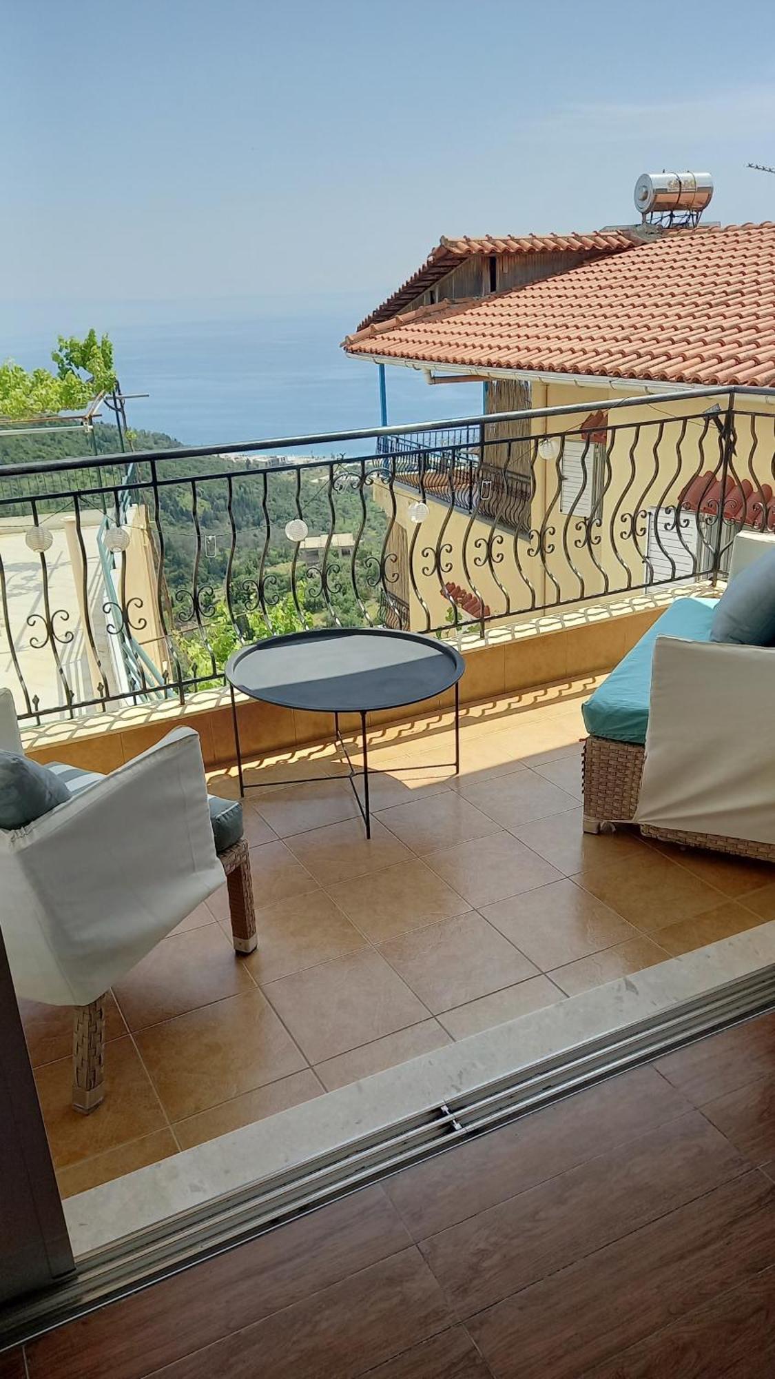 Amphora Guesthouse Himarë Værelse billede